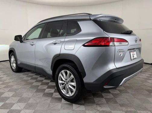 Sonic Silver 2022 Toyota Corolla Cross LE