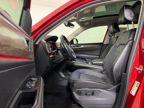Red 2024 Volkswagen Atlas 2.0T SEL Premium R-Line 4MOTION