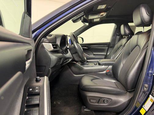 Blueprint 2025 Toyota Highlander XSE