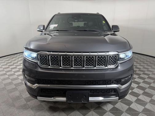 Diamond Black Crystal Pearlcoat 2022 Jeep Grand Wagoneer Series I 4x4