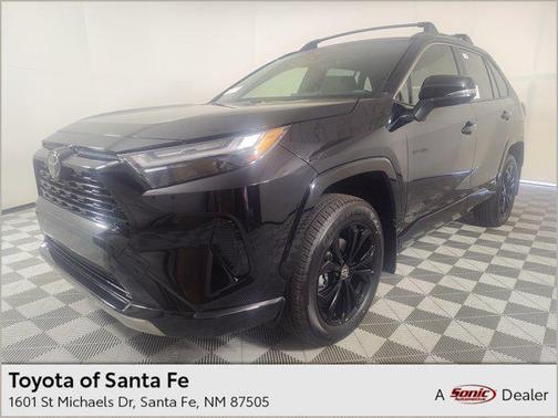 2025 Toyota RAV4 Hybrid SE