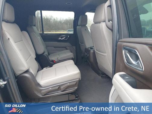 2022 Chevrolet Suburban LT