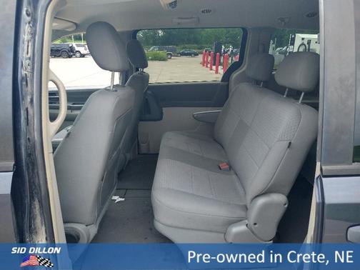 2008 Chrysler Town & Country LX
