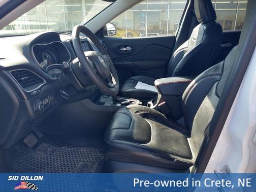 2021 Jeep Cherokee Trailhawk