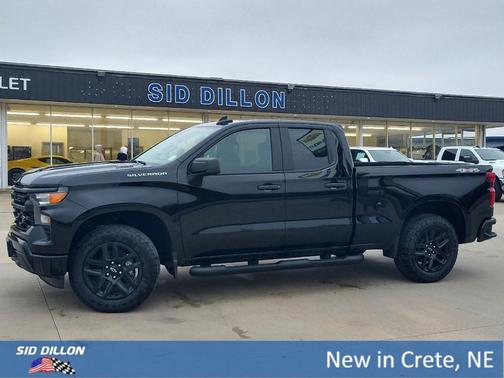 2025 Chevrolet Silverado 1500 Custom