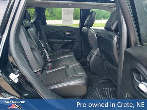 2021 Jeep Cherokee Trailhawk