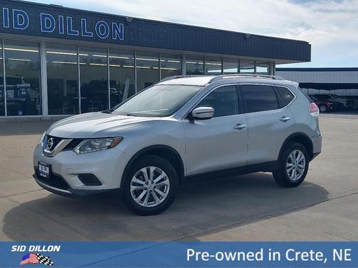 2016 Nissan Rogue SV