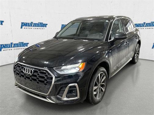2022 Audi Q5 45 S line Premium Plus