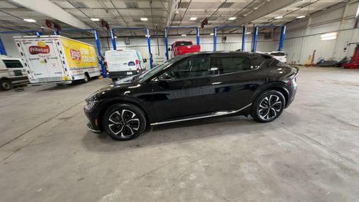 Aurora Black Pearl 2022 Kia EV6 Wind