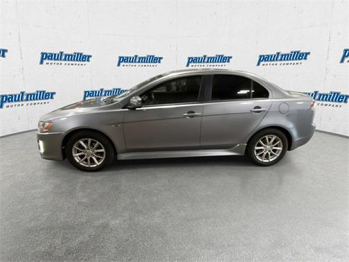 2016 Mitsubishi Lancer ES