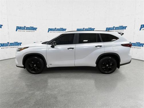 2024 Toyota Highlander Hybrid XLE
