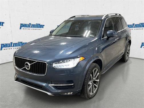 2019 Volvo XC90 T5 Momentum