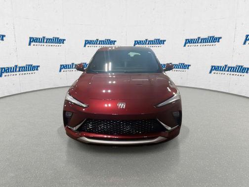 Cinnabar Metallic 2024 Buick Envista Avenir FWD