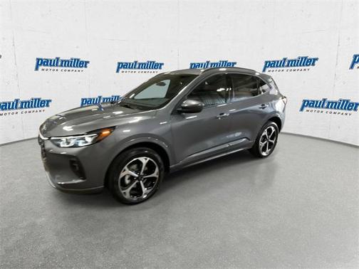 2026 Ford Escape ST-Line Elite