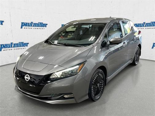 2023 Nissan Leaf SV PLUS 60 kWh