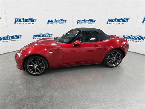 2016 Mazda MX-5 Miata Grand Touring