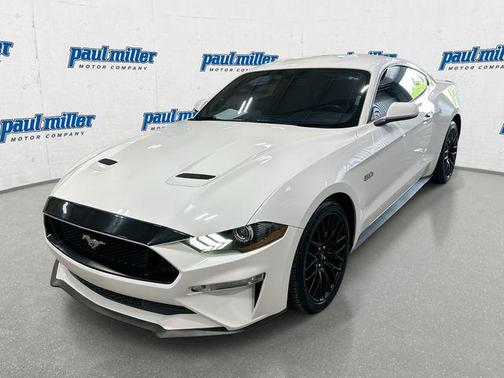 OXFORD WHITE 2019 Ford Mustang GT