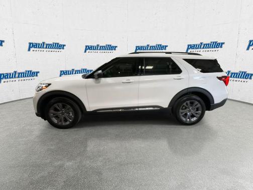 STAR WHITE MET TRI-COAT 2025 Ford Explorer Active
