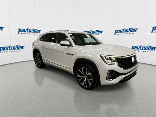 2025 Volkswagen Atlas Cross Sport 2.0T SEL Premium