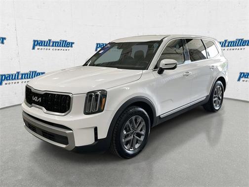 2023 Kia Telluride LX