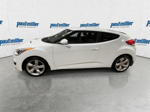 2013 Hyundai Veloster Base