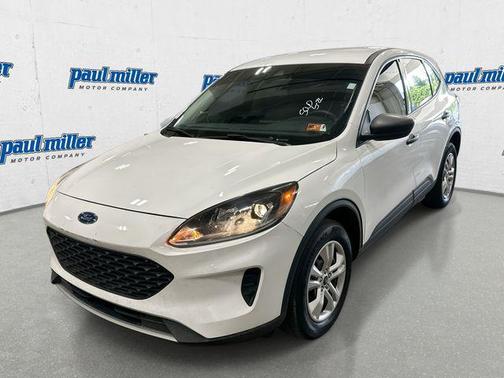 OXFORD WHITE 2021 Ford Escape S