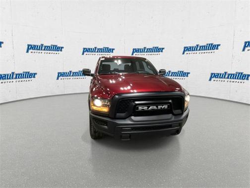2024 RAM 1500 Classic Warlock Crew Cab 4x4 5'7' Box