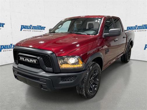 2024 RAM 1500 Classic Warlock Crew Cab 4x4 5'7' Box