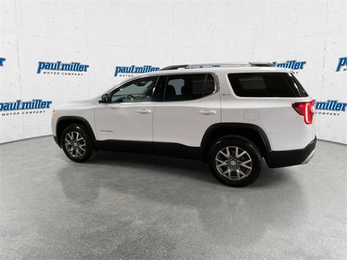 2023 GMC Acadia AWD SLT