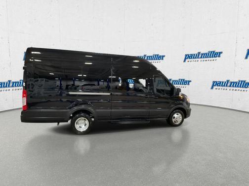 2025 Ford Transit-350 XLT