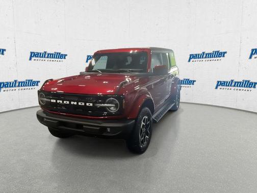 RUBY RED MET TNTD CLEARCOAT 2026 Ford Bronco Outer Banks