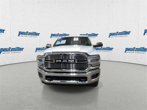 2022 RAM 2500 Laramie Crew Cab 4x4 6'4' Box