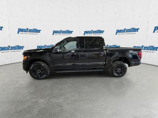 AGATE BLACK METALLIC 2026 Ford F-150 XLT