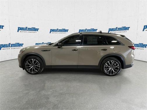 2025 Mazda CX-70 PHEV Premium Package