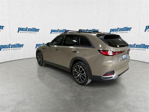 2025 Mazda CX-70 PHEV Premium Package