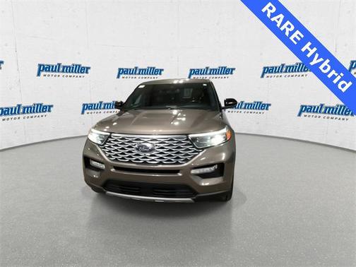 2021 Ford Explorer Platinum