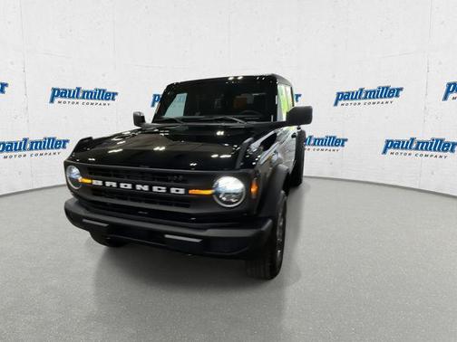 SHADOW BLACK 2026 Ford Bronco Big Bend