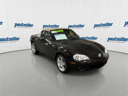 2004 Mazda MX-5 Miata LS