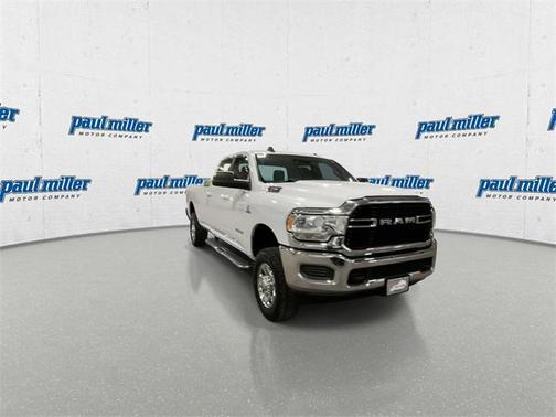 2021 RAM 3500 Big Horn Crew Cab 4x4 8' Box