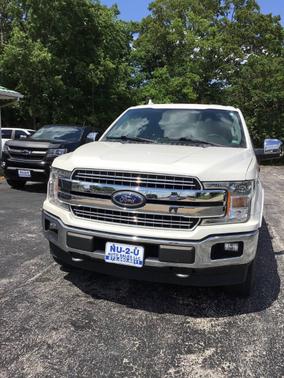 White 2018 Ford F-150 Lariat Truck