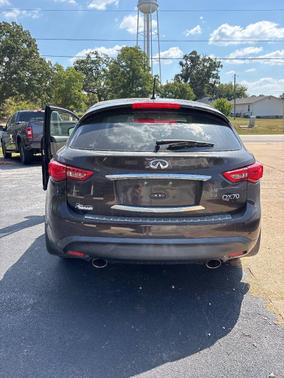 2015 INFINITI QX70 Base