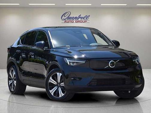 Onyx Black 2023 Volvo C40 Recharge Pure Electric Plus