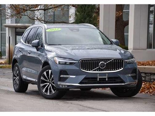 2023 Volvo XC60 Plus