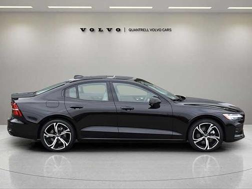 2024 Volvo S60 Plus