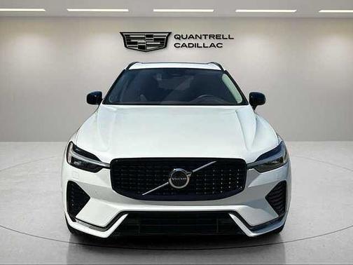 2025 Volvo XC60 Plus