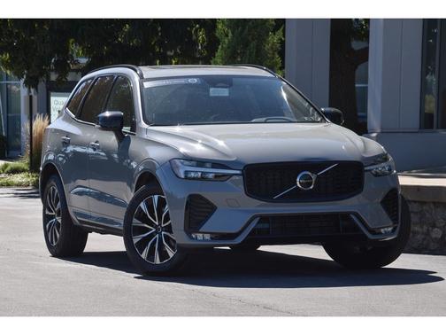 2024 Volvo XC60 B5 Plus Dark