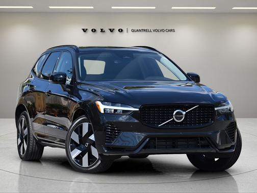2024 Volvo XC60 Recharge Plug-In Hybrid T8 Plus Dark