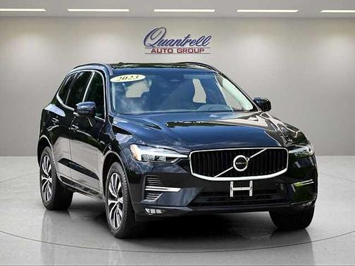 Onyx Black 2023 Volvo XC60 Core