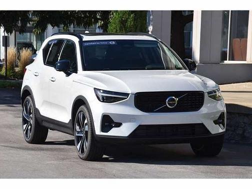 2025 Volvo XC40 Ultra
