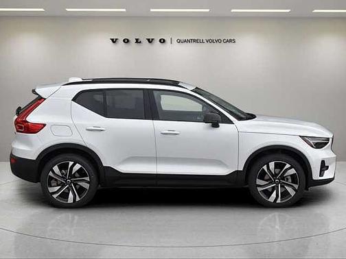 2025 Volvo XC40 Ultra